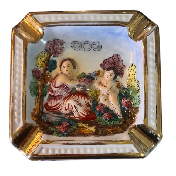 Vintage Italian Signed R. Capodimonte Ornate Ashtray - Picture 1 of 9
